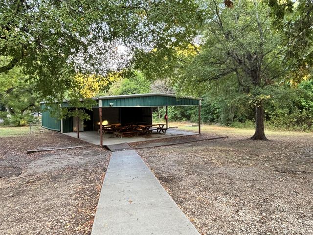9020 Old Wagon Trail, Rio Vista, TX 76093