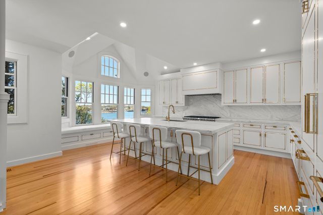 0 Rogers Island, Branford, CT 06405