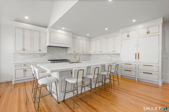 0 Rogers Island, Branford, CT 06405