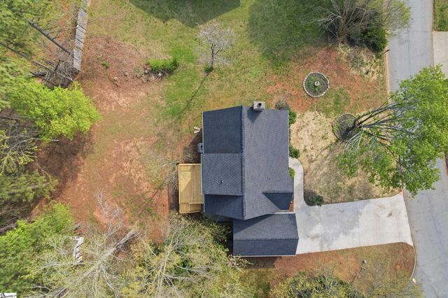 104 Luke Court, Easley, SC 29640