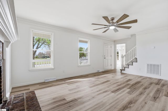 104 Luke Court, Easley, SC 29640