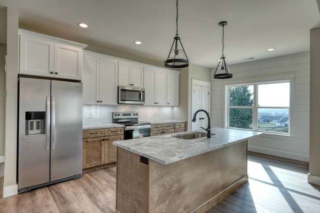 65 Club Ct, Blairsville, GA 30512