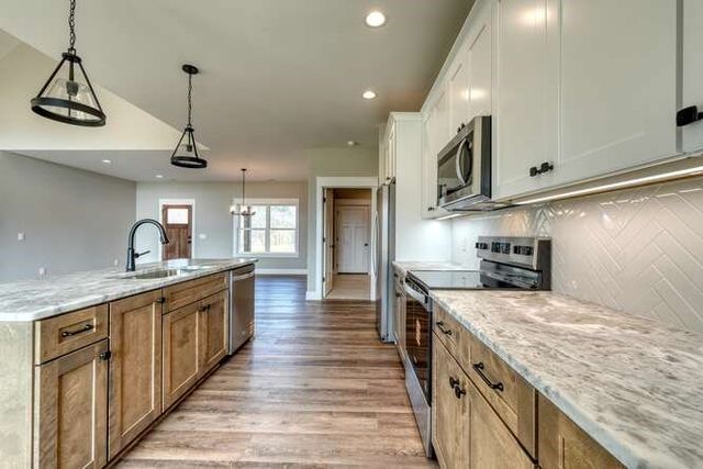 65 Club Ct, Blairsville, GA 30512