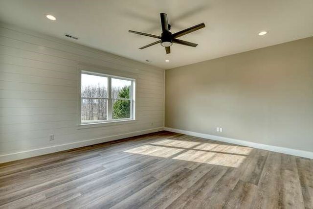 65 Club Ct, Blairsville, GA 30512