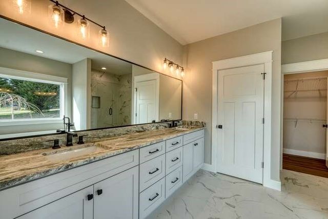 65 Club Ct, Blairsville, GA 30512