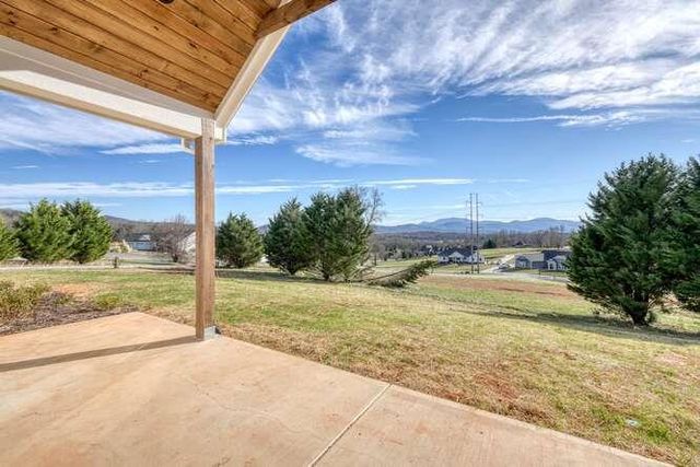 65 Club Ct, Blairsville, GA 30512