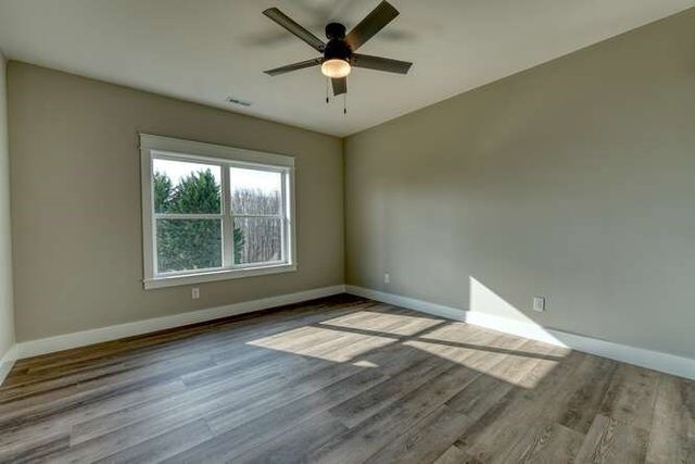 65 Club Ct, Blairsville, GA 30512