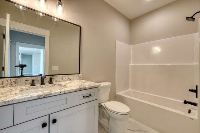 65 Club Ct, Blairsville, GA 30512