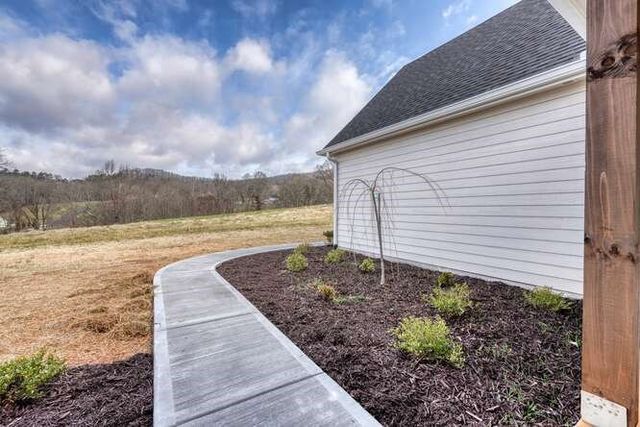 65 Club Ct, Blairsville, GA 30512