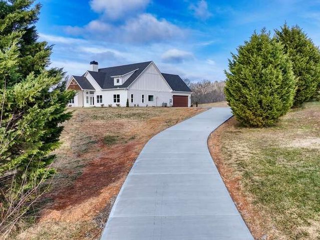 65 Club Ct, Blairsville, GA 30512