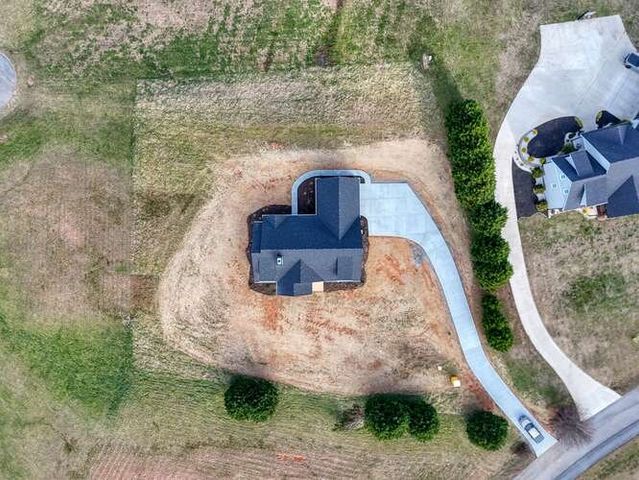 65 Club Ct, Blairsville, GA 30512