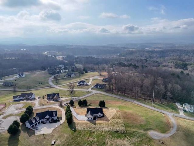 65 Club Ct, Blairsville, GA 30512