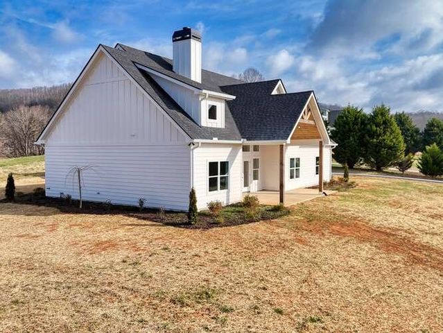 65 Club Ct, Blairsville, GA 30512