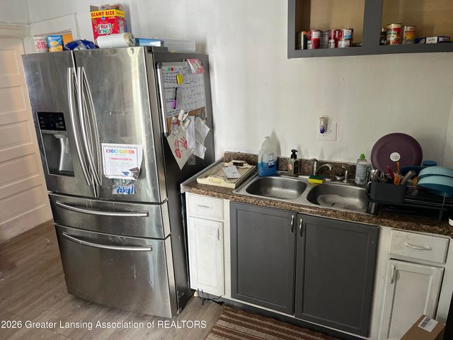 920 N Pine Street, Lansing, MI 48906