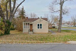 2089 Brady Avenue, Burton, MI 48529