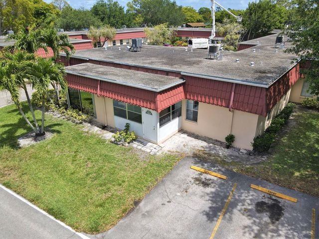 714 Nantucket Circle B, Lake Worth, FL 33467