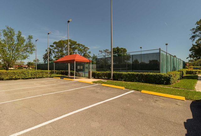 714 Nantucket Circle B, Lake Worth, FL 33467