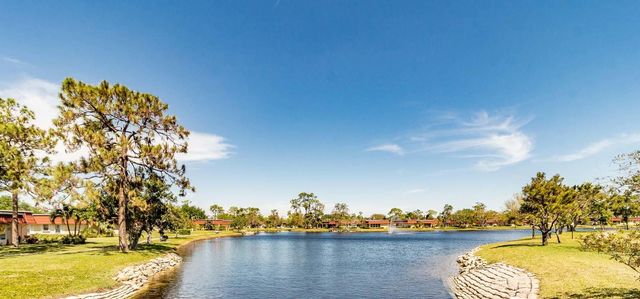 714 Nantucket Circle B, Lake Worth, FL 33467