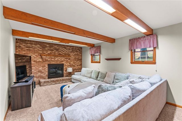 1657 DEERFIELD RD, South Franklin, PA 15301