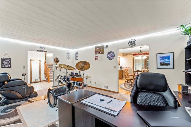 1657 DEERFIELD RD, South Franklin, PA 15301