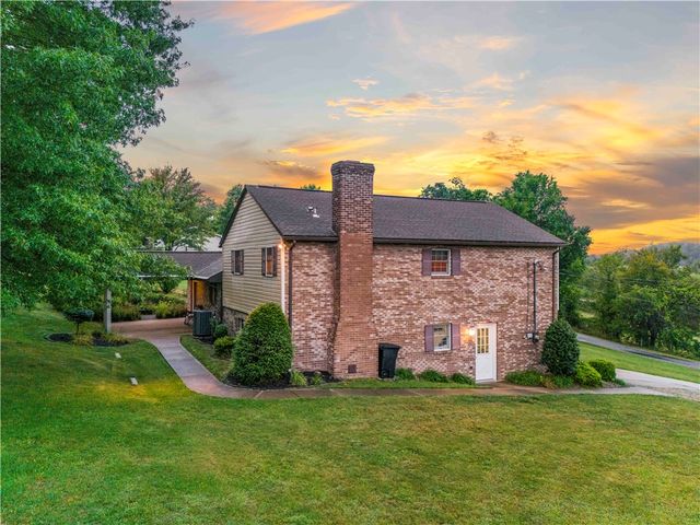 1657 DEERFIELD RD, South Franklin, PA 15301