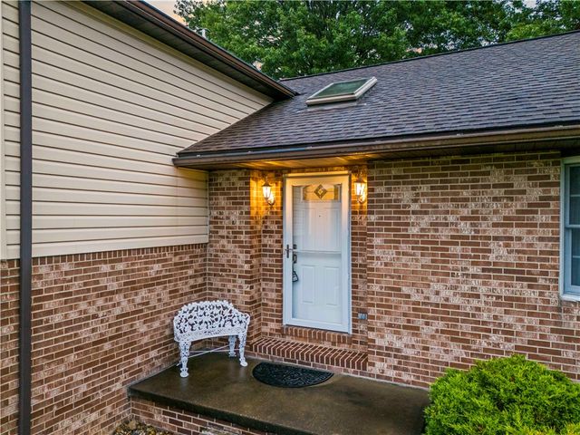 1657 DEERFIELD RD, South Franklin, PA 15301