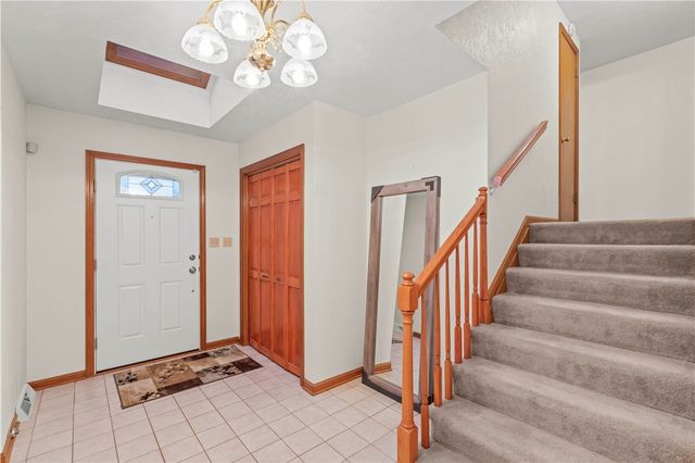 1657 DEERFIELD RD, South Franklin, PA 15301