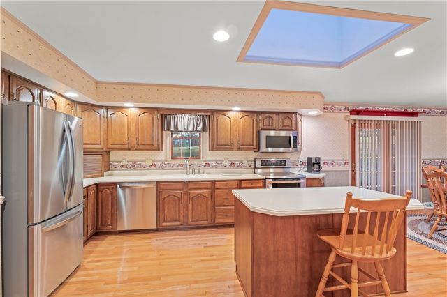 1657 DEERFIELD RD, South Franklin, PA 15301