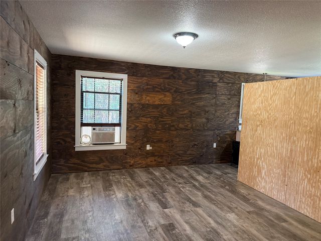 122 Tobacco Road, Whitney, TX 76692