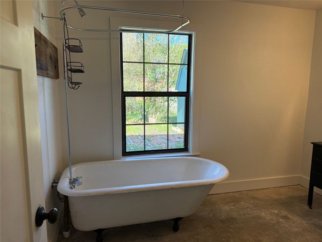 122 Tobacco Road, Whitney, TX 76692