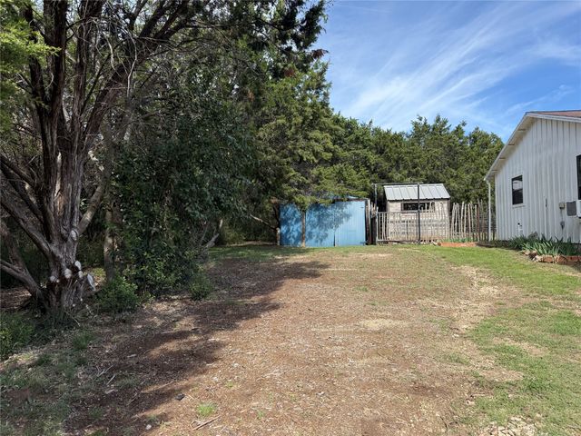 122 Tobacco Road, Whitney, TX 76692