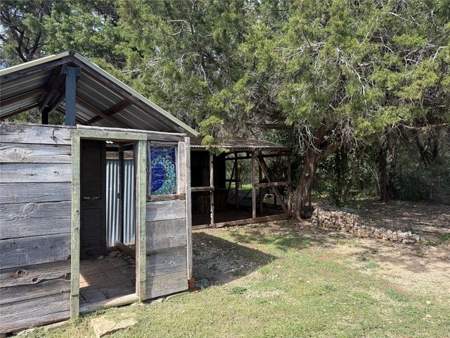 122 Tobacco Road, Whitney, TX 76692