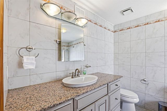 12526 TWIN BRANCH ACRES ROAD, Tampa, FL 33626