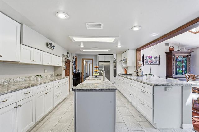 12526 TWIN BRANCH ACRES ROAD, Tampa, FL 33626