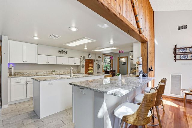 12526 TWIN BRANCH ACRES ROAD, Tampa, FL 33626