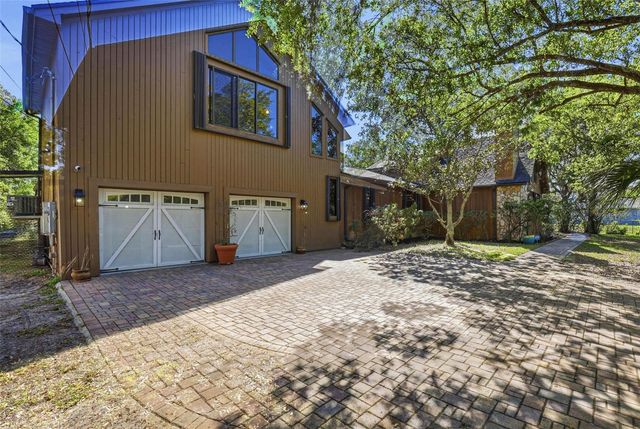 12526 TWIN BRANCH ACRES ROAD, Tampa, FL 33626