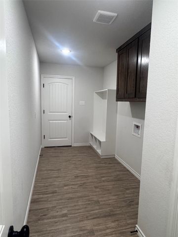 1009 Bradshaw Court, Springtown, TX 76082