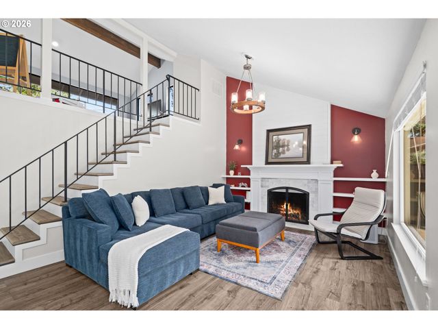 16870 Nw SOMERSET Dr, Beaverton, OR 97006