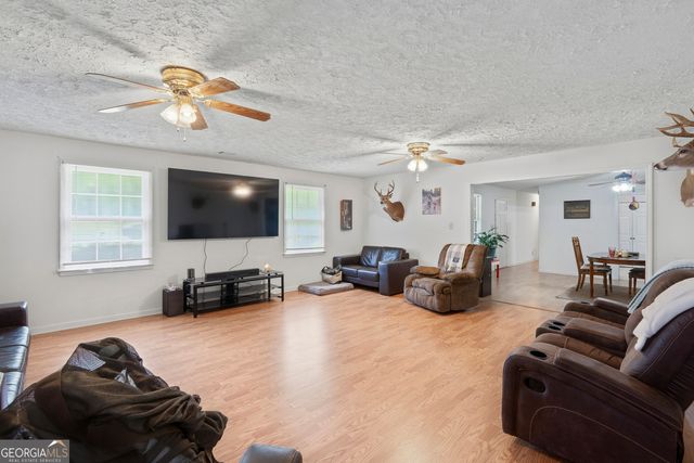 206 Brookwood Drive, Gray, GA 31032