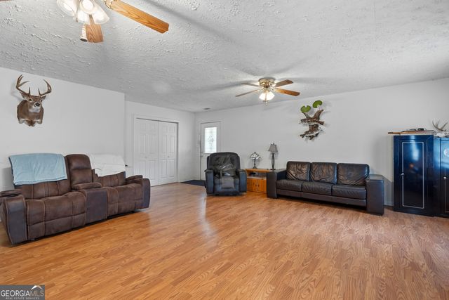 206 Brookwood Drive, Gray, GA 31032