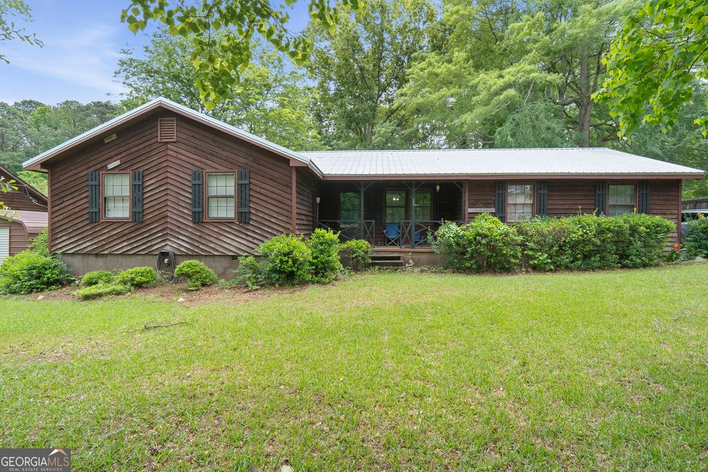 206 Brookwood Drive, Gray, GA 31032