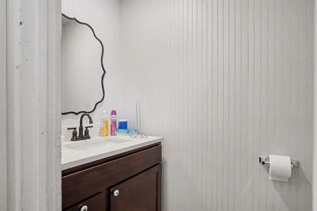 916 Lafayette Avenue, Grand Rapids, MI 49503