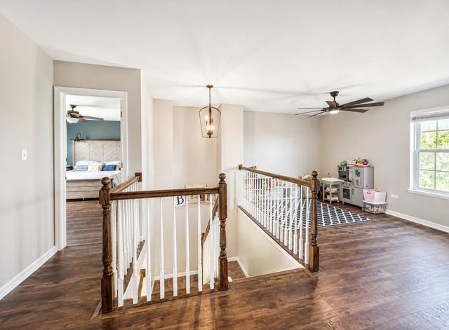10332 Adler Cove, St. John, IN 46373