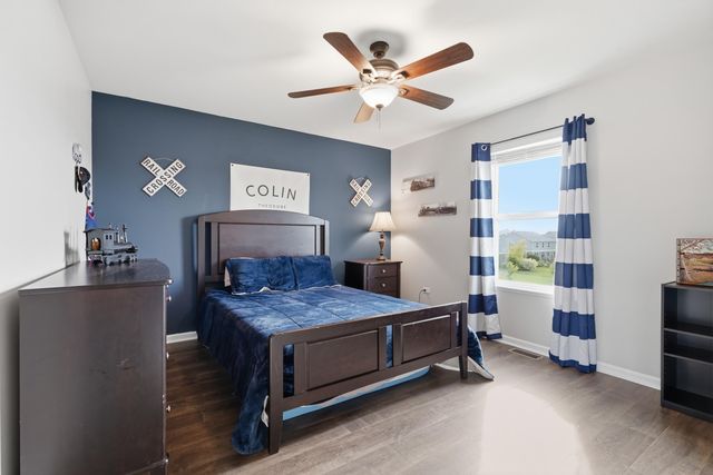 10332 Adler Cove, St. John, IN 46373
