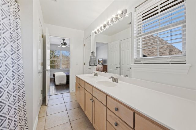 1551 Lafite Lane, Fayetteville, AR 72703