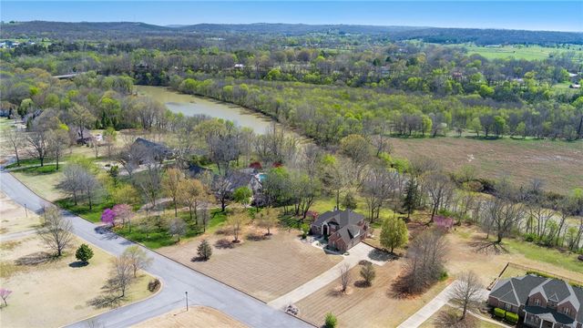 1551 Lafite Lane, Fayetteville, AR 72703