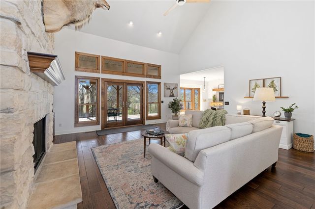 1551 Lafite Lane, Fayetteville, AR 72703