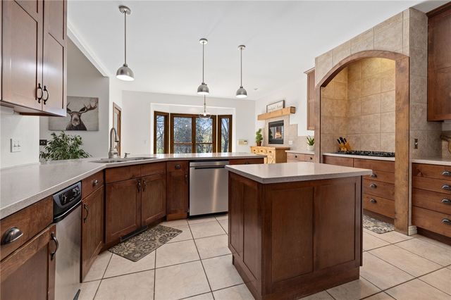 1551 Lafite Lane, Fayetteville, AR 72703