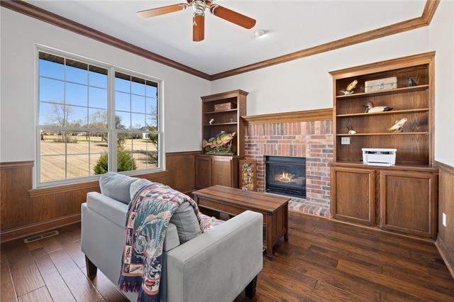 1551 Lafite Lane, Fayetteville, AR 72703