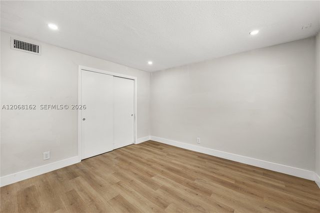 5450 Hollywood Blvd 108, Hollywood, FL 33021